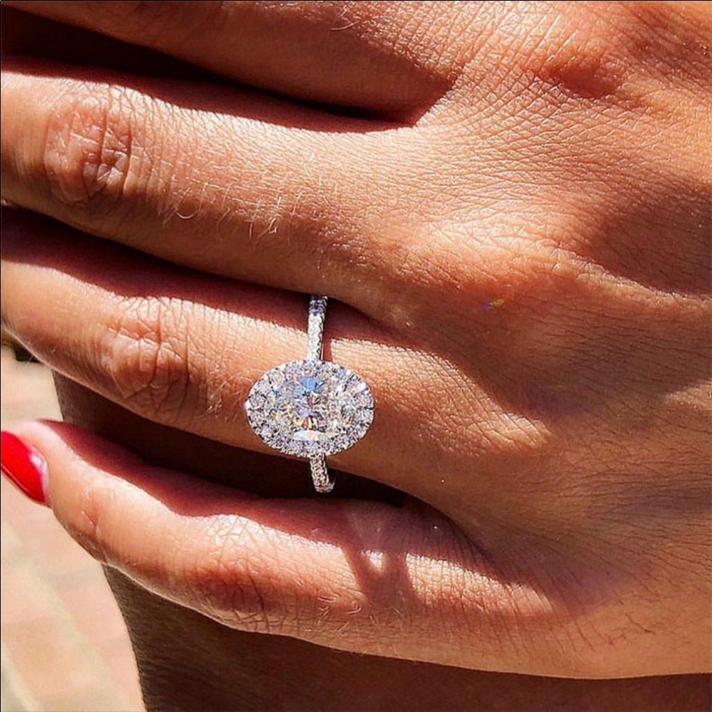 Gorgeous Moissanite a high Quality Silver Engagement Ring